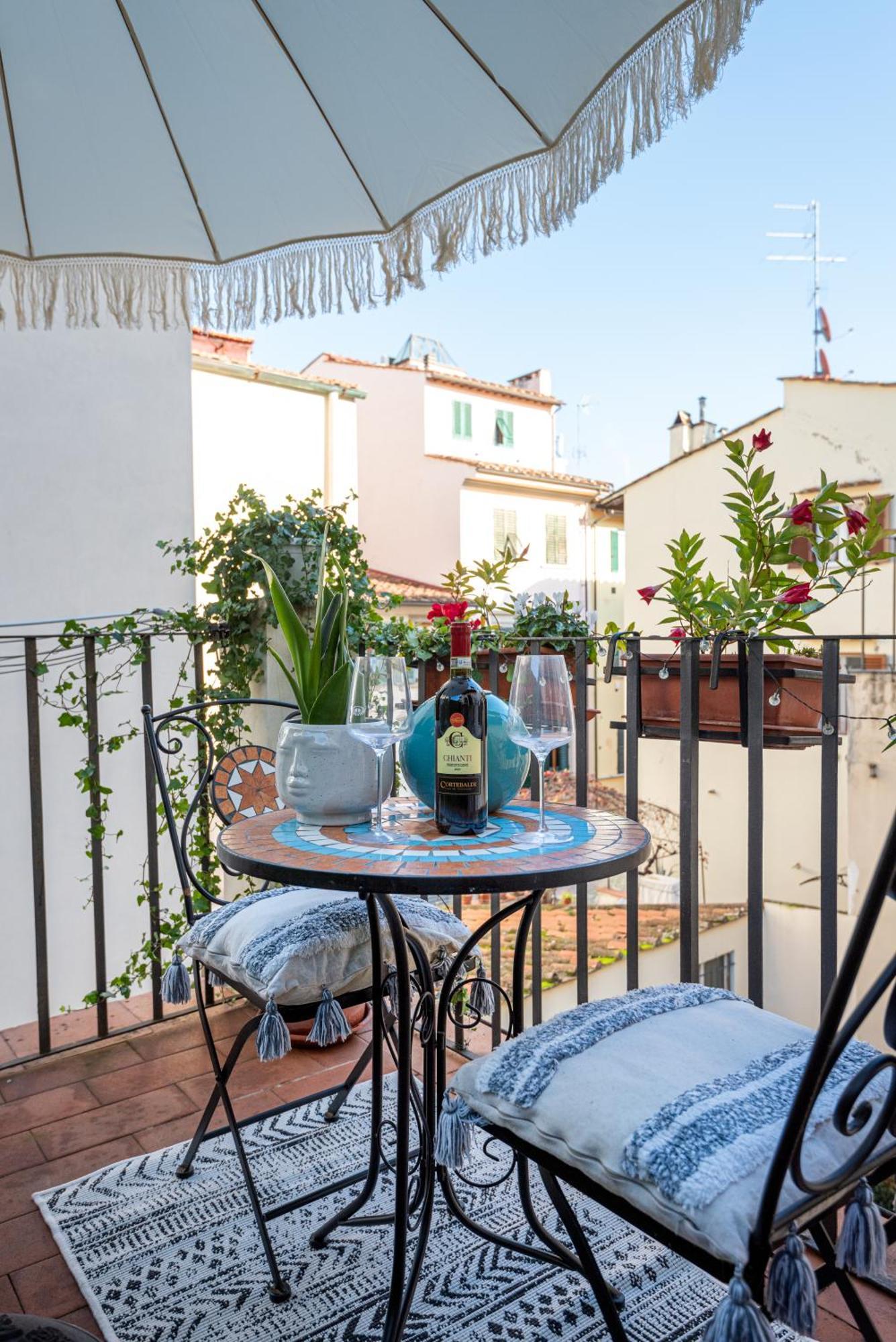 House Of Happy Hours With Terrace Firenze Eksteriør billede